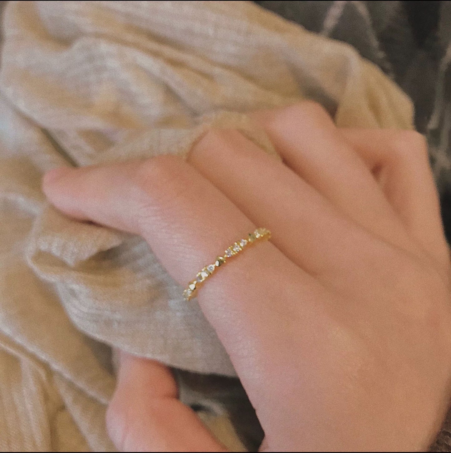 S925 Sterling Silver Heart-Shaped Diamond-Encrusted Ring